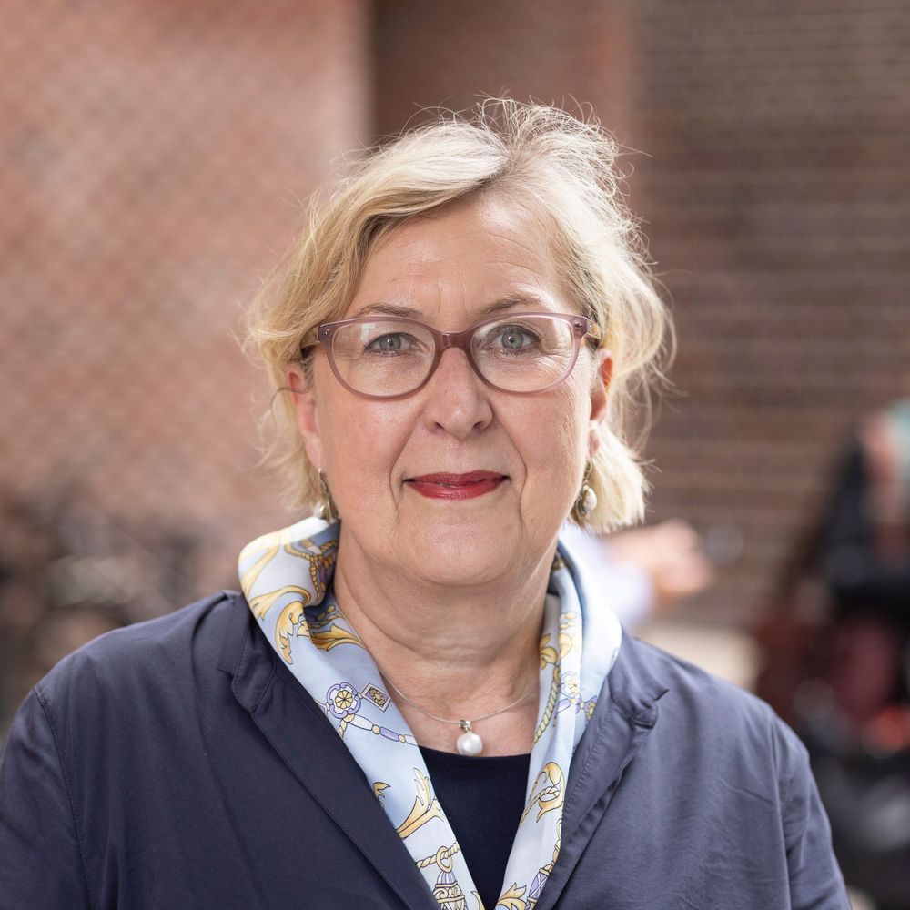 Dr. Elke-Vera Kotowski